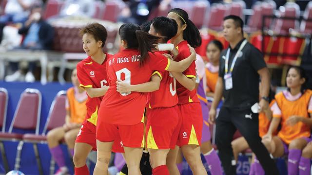 Highlights chung kết Futsal nữ Việt Nam - Indonesia: Chiến thắng '5 sao' đầy thuyết phục loading=