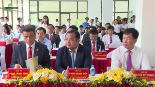 Supe Lâm Thao gắn biển công trình chào mừng Đại hội Đảng bộ Tập đoàn Hóa chất Việt Nam
