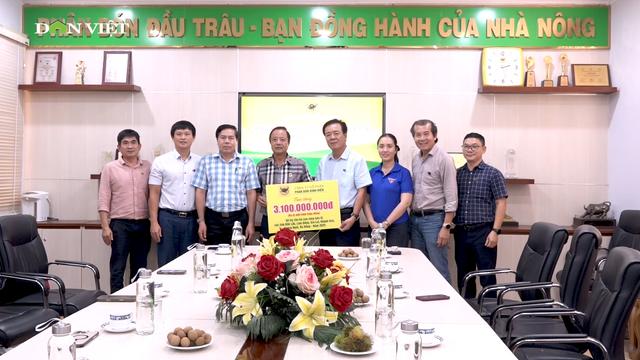 Video: Phân bón Bình Điền chung sức cùng bà con miền Trung vượt qua khó khăn do thiên tai loading=