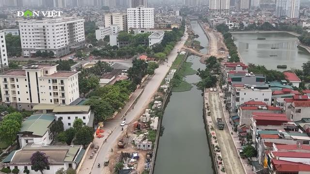 Nhếch nhác, bất cập tại tự dán thi công cứng hóa Kênh La Khê mới được chỉ đạo làm khẩn cấp