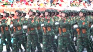 Những đóa hoa thép dũng mãnh, rực sáng trong buổi tổng duyệt diễu binh mừng 50 năm Giải phóng miền Nam
