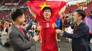 Bị dẫn trước 2-0, Lý Đức tiếp lửa U22 Việt Nam: "Hãy nhìn lên khán đài và chiến đấu vì màu cờ sắc áo"