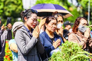 Người dân cả nước lặng đi trong ngày giỗ đầu cố Tổng Bí thư Nguyễn Phú Trọng