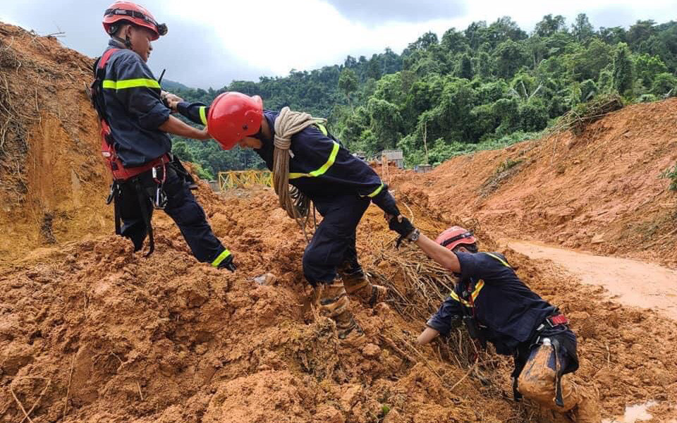 Những nỗ lực không mệt mỏi trong việc tìm kiếm cứu nạn tại Rào Trăng 3