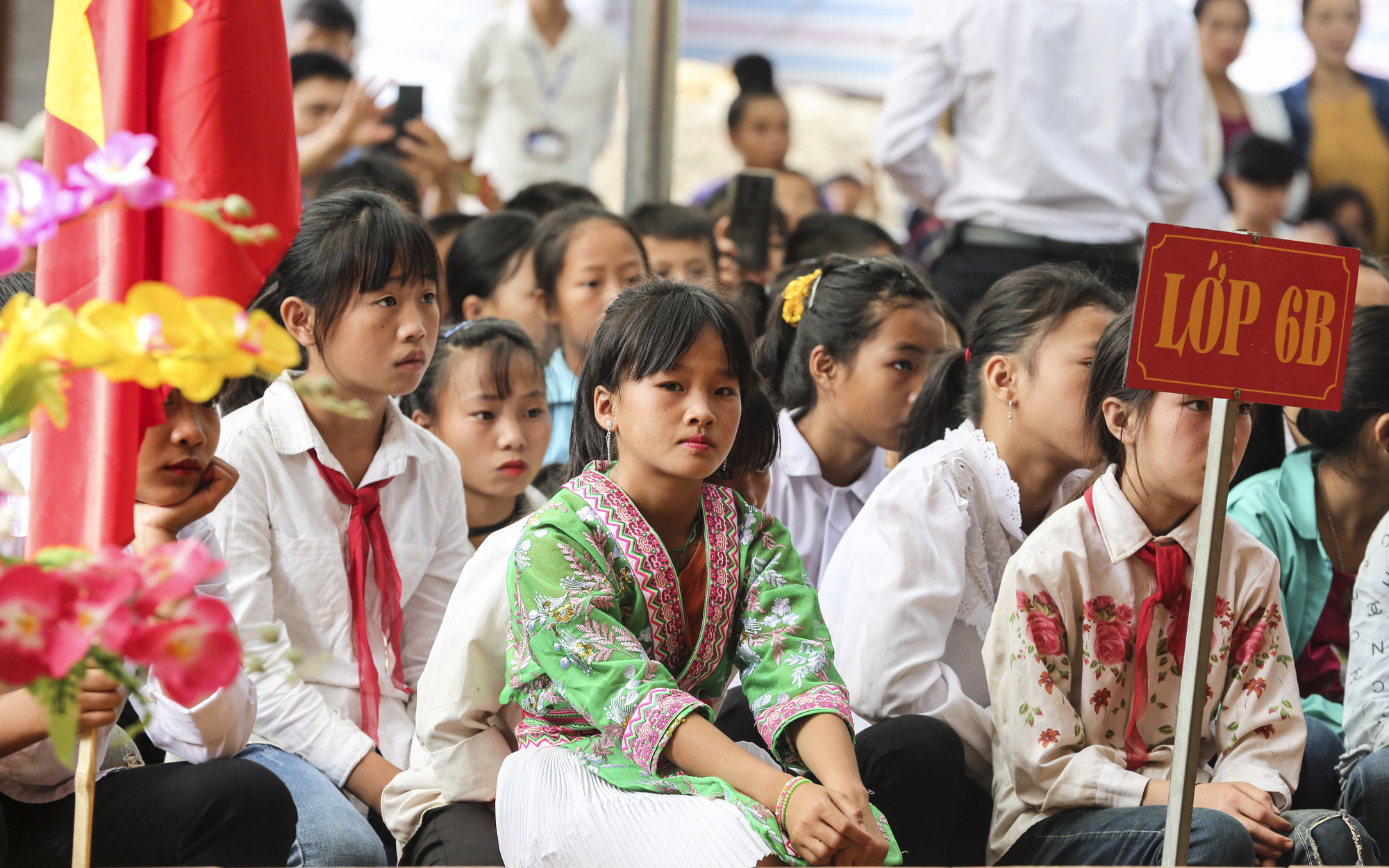 Về Tây Bắc, ngắm nét hồn nhiên trong trẻo của trẻ em nơi đây