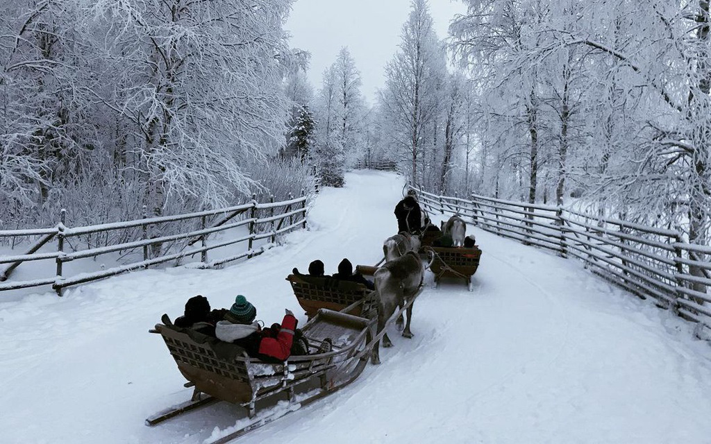Quê hương của ông già Noel có gì đặc biệt vào mùa đông