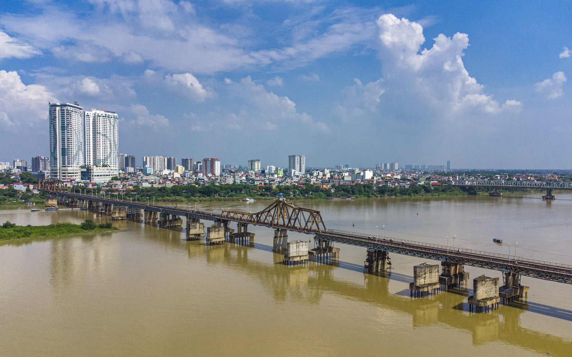 Cận cảnh 6 cây cầu "huyết mạch" bắc qua sông Hồng