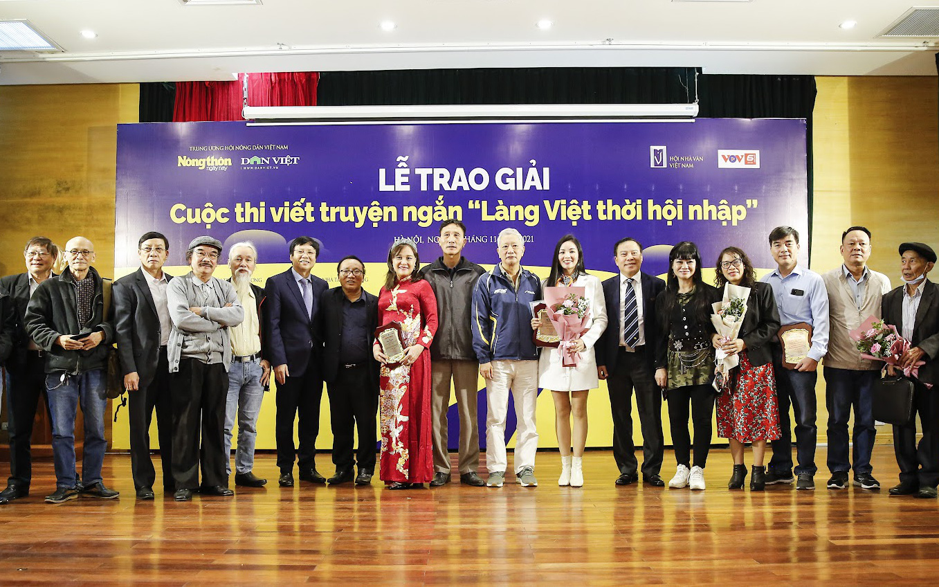 Clip: Lễ trao giải Cuộc thi viết truyện ngắn “Làng Việt thời hội nhập”