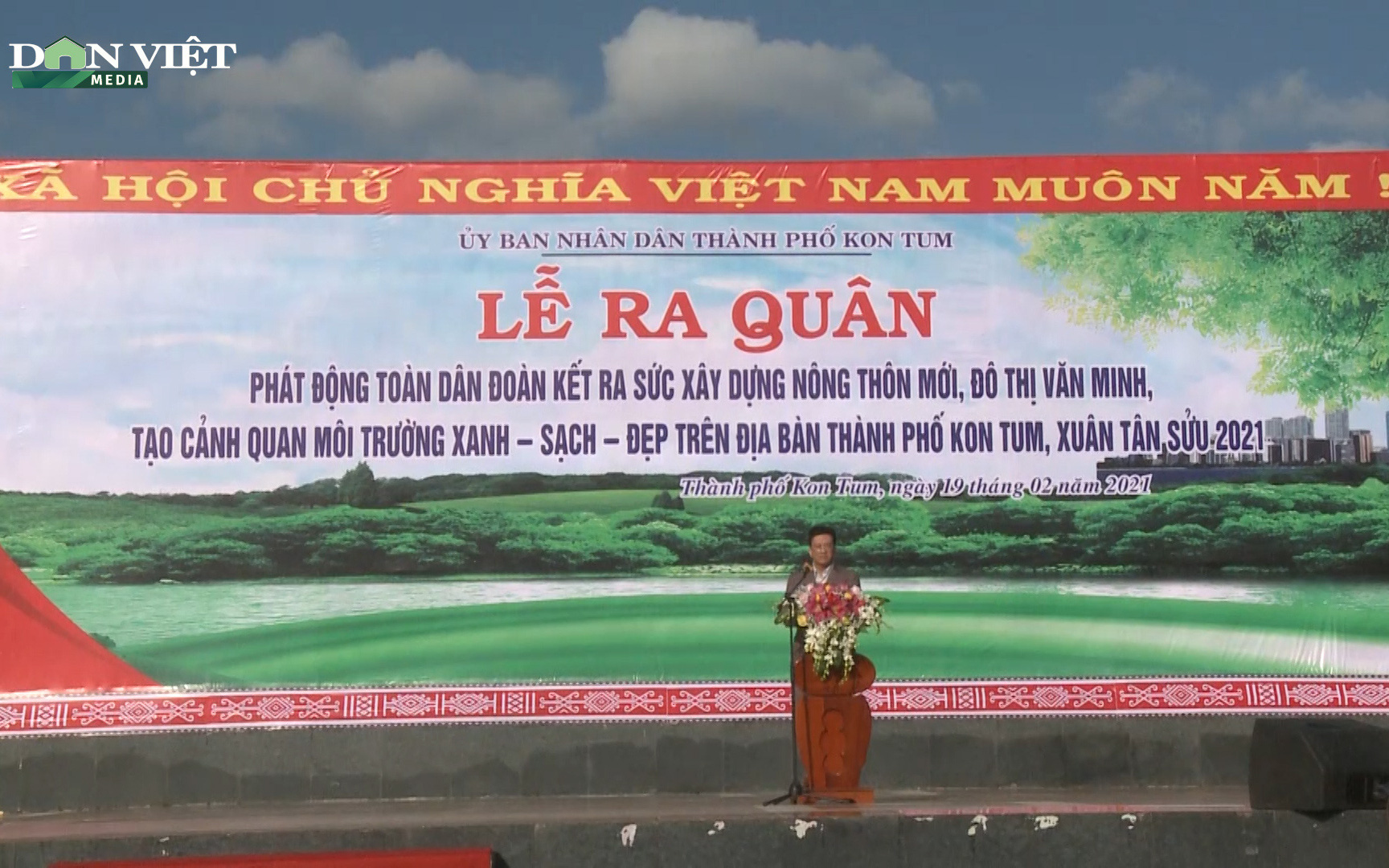 Kon Tum hùng hậu ra quân đầu năm xây dựng nông thôn mới