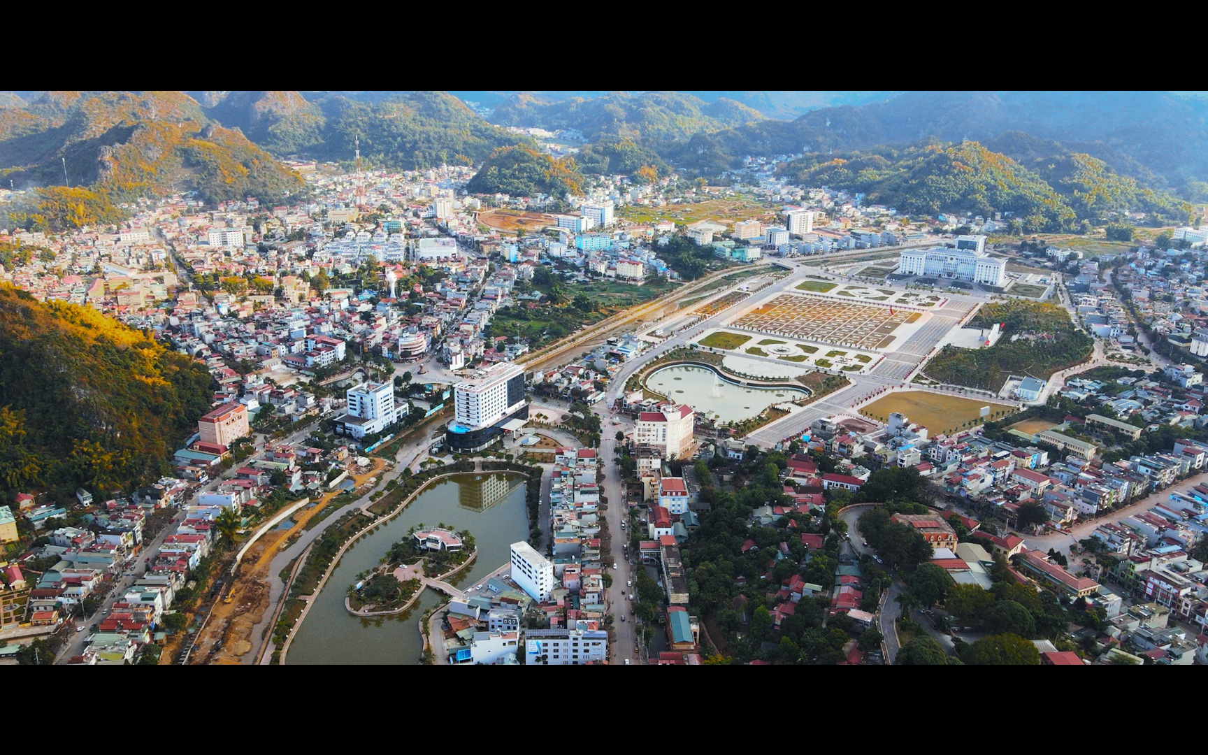 Sơn La đẹp thế này đây: Mê đắm sắc xuân Tây Bắc qua những thước phim đi vào lòng người!