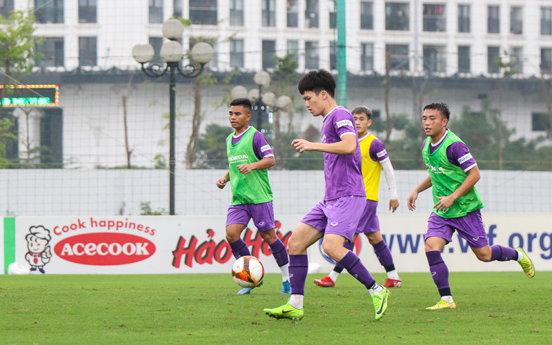 HLV Park Hang-seo siết chặt kỷ luật, yêu cầu U23 Việt Nam tập trung tối đa cho SEA games 31