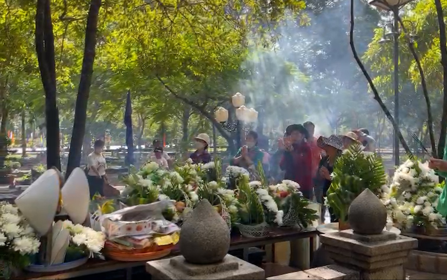 Trang nghiêm Nghĩa trang Hàng Dương, Côn Đảo, những ngày tháng 9 