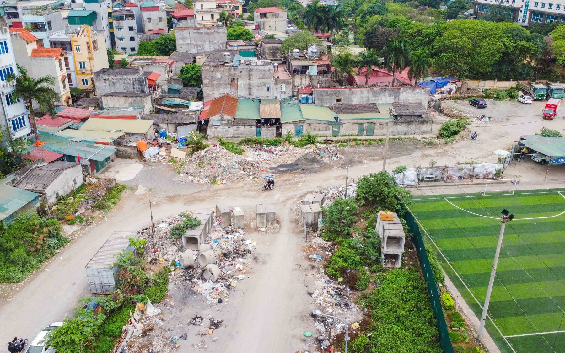 Tuyến đường nghìn tỷ chậm tiến độ, dở dang nhếch nhác giữa Thủ đô