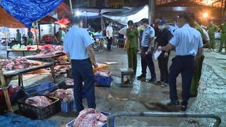 Hà Nội: Đường dây biến lợn chết giá 20.000đ/kg thành thịt sạch, thu lợi cả trăm triệu mỗi tháng