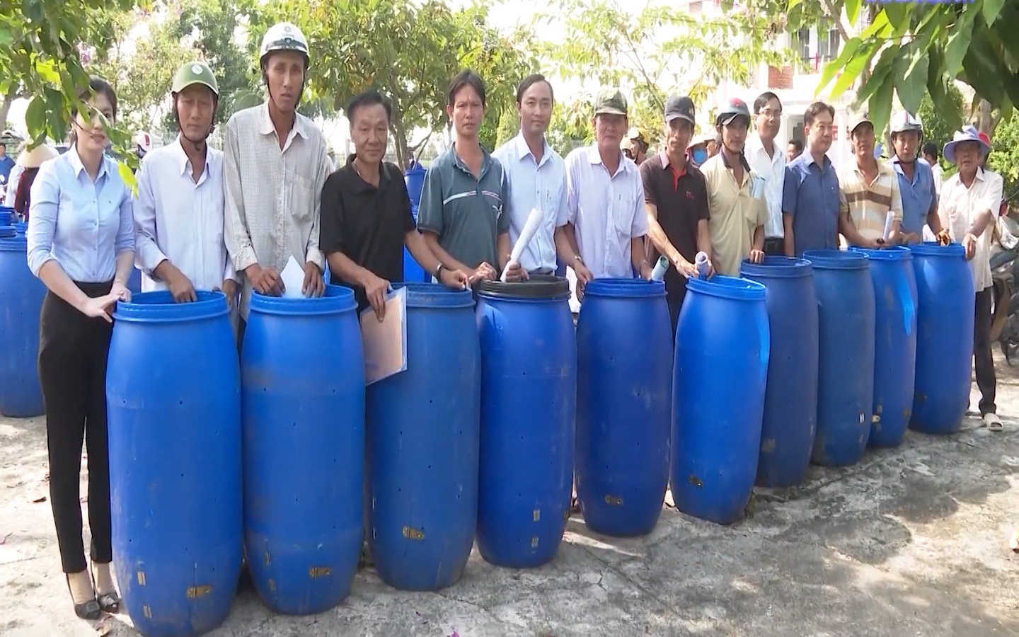 Bạc Liêu: Lợi ích kép từ quy trình ủ rác hữu cơ làm phân compost