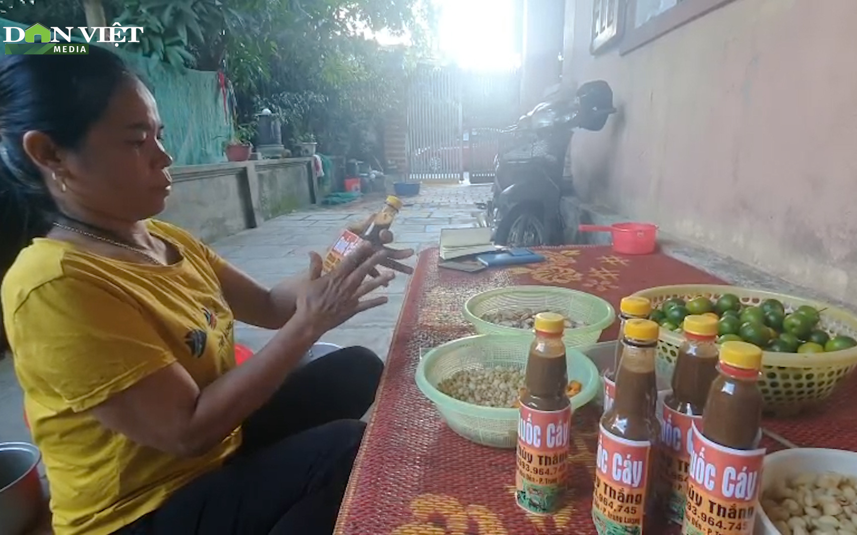 Hà Tĩnh: Ruốc cáy Trung Lương ngon nức tiếng, sản xuất không kịp để bán