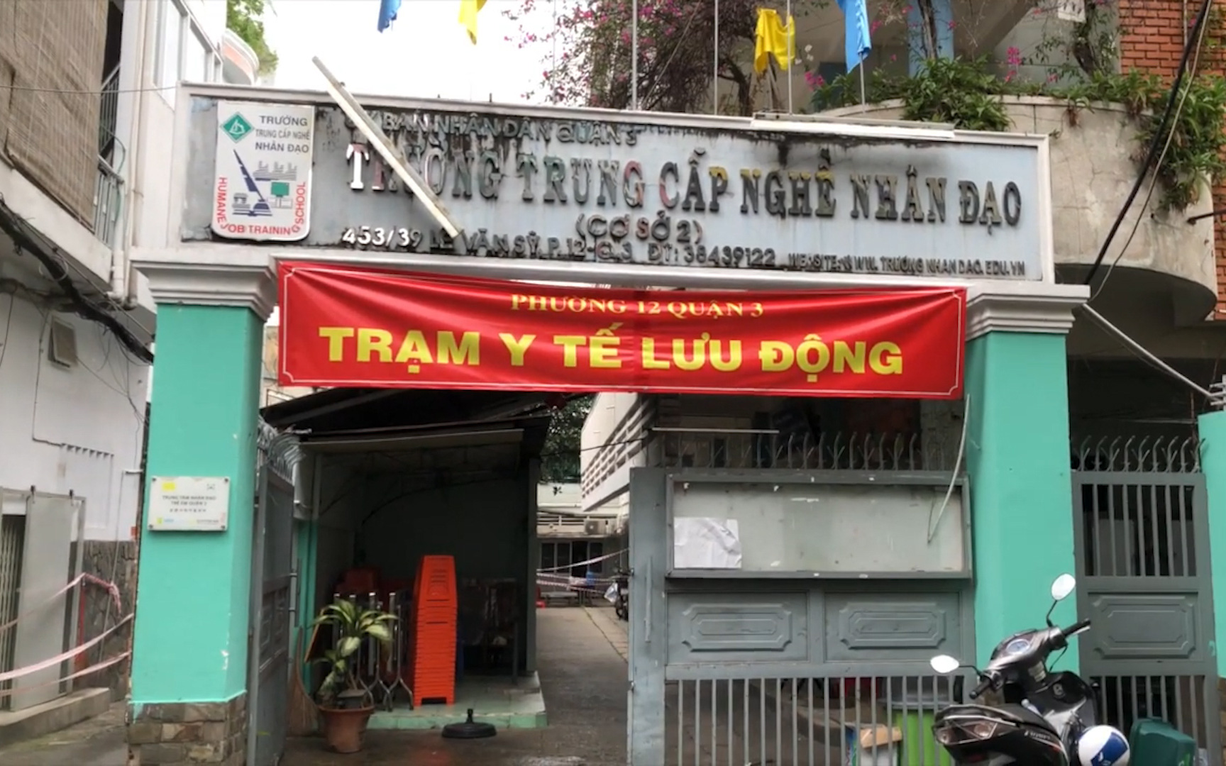 Trạm y tế lưu động sáng đèn 24/24 “Quyết tâm thu hẹp vùng đỏ, mở rộng vùng xanh”