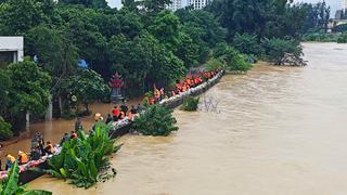 Thời tiết hôm nay 8/10: Nhiều nơi ở Bắc Bộ còn mưa vừa, mưa to, có nơi mưa rất to trong sáng nay