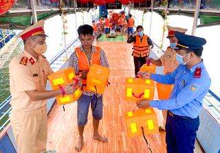 Tuyên Quang bảo đảm an toàn giao thông đường thuỷ mùa mưa bão
