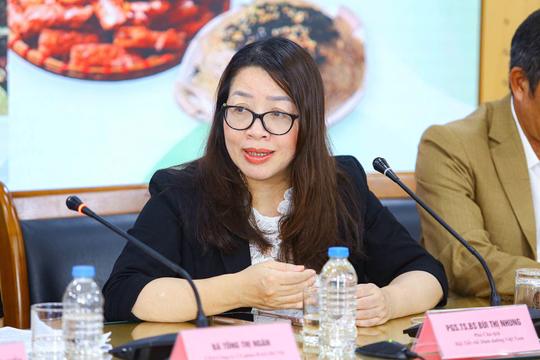 PGS.TS.BS Bùi Thị Nhung “khuyên” doanh nghiệp snack cao cấp dùng màu tự nhiên từ rau củ quả tăng vi chất