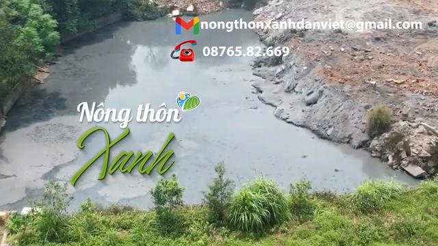 HỘP THƯ NÔNG THÔN XANH: Bãi tập kết chất thải "sôi sùng sục”, bốc khói nghi ngút ngay bên cạnh ruộng đồng